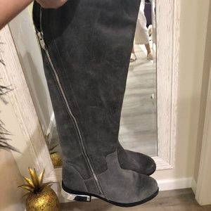 Gray suede boot